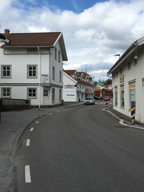 Grebbestads Vandrarhem Exterior foto